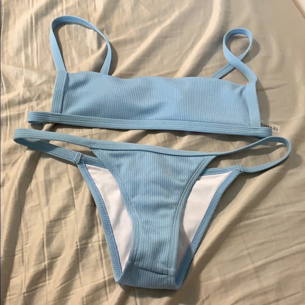 size medium zaful set